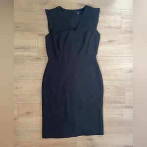 Ann Taylor Sleeveless Sheath Little Black Dress Size 2 Minimal Sleeve Details